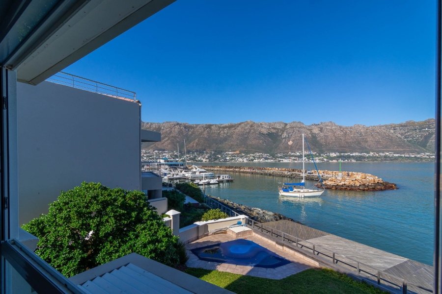 3 Bedroom Property for Sale in Harbour Island Western Cape